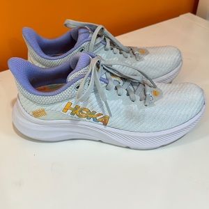 HOKA Solimar, Size 6, color ice flow / amber yellow